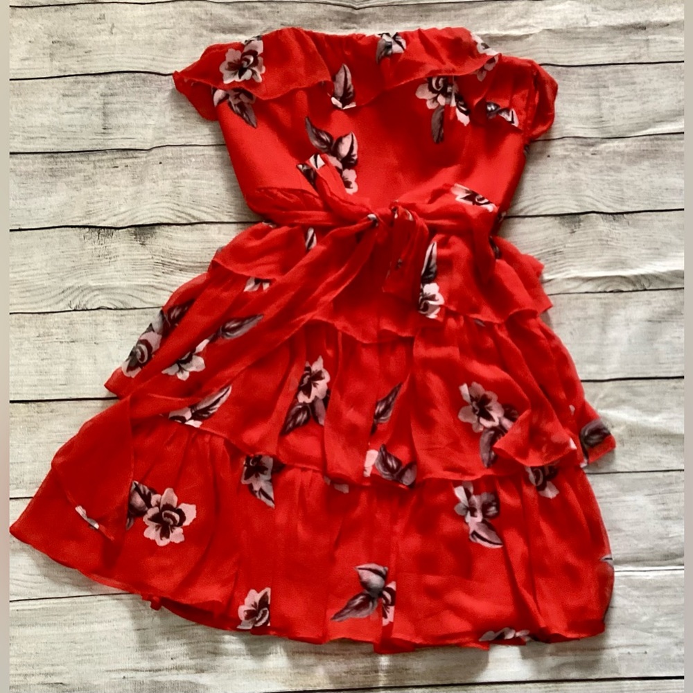 White House Black Market Strapless Ruffle Dress Size 12